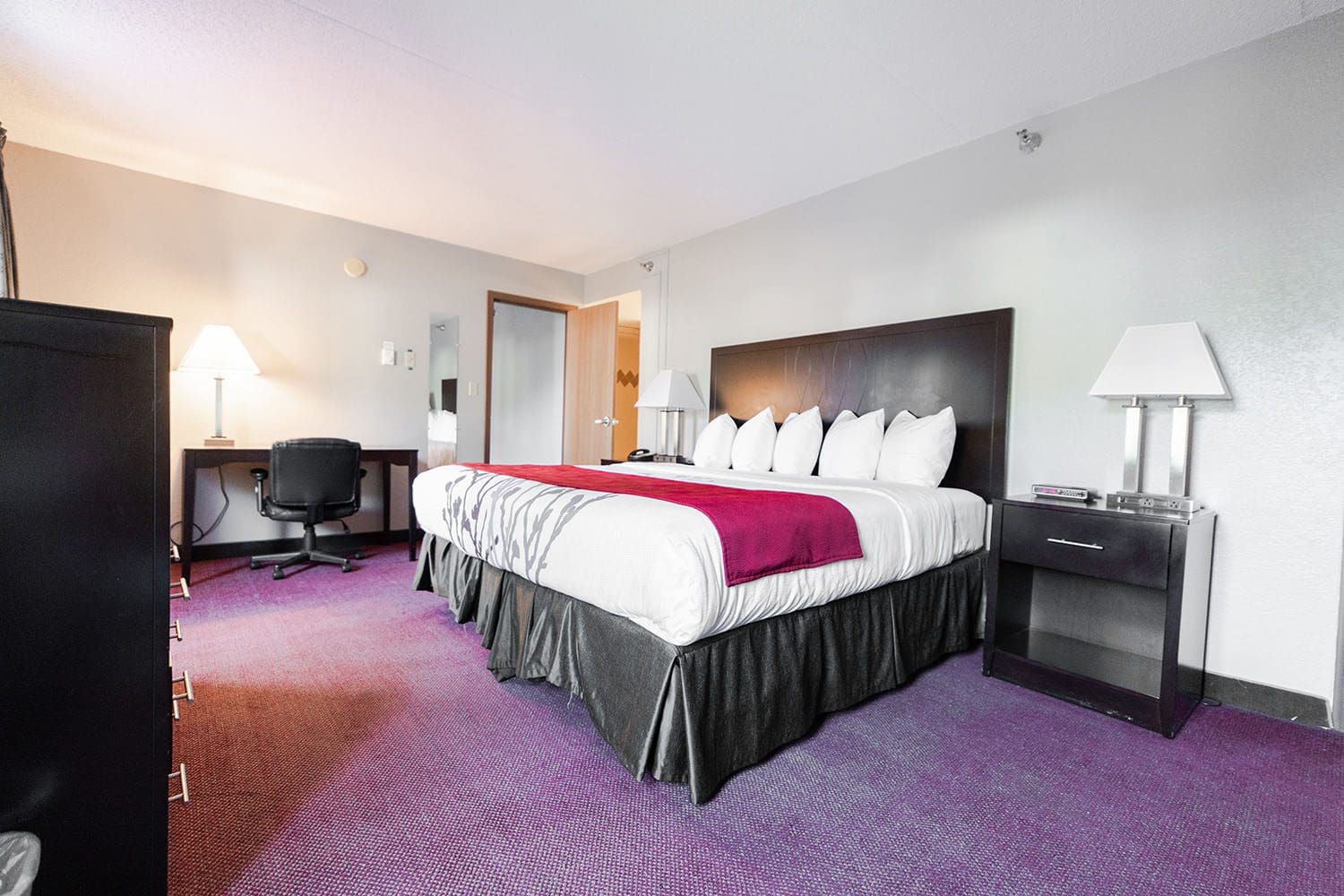 Non-Smoking Room with 1 king bed, sofa sleeper, seating room, kitchenette